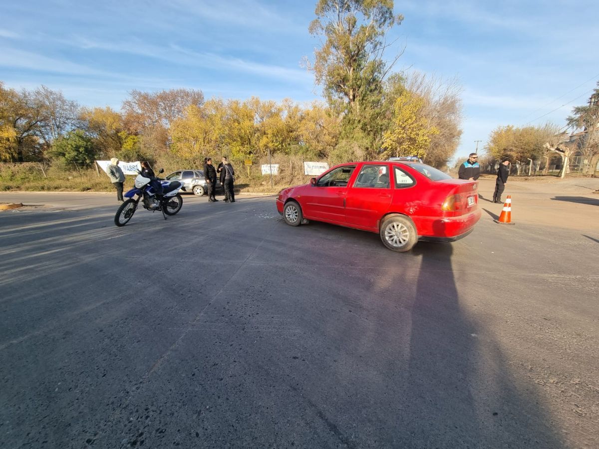 Accidente de tránsito en la esquina de Sarmiento y Combate de San Lorenzo