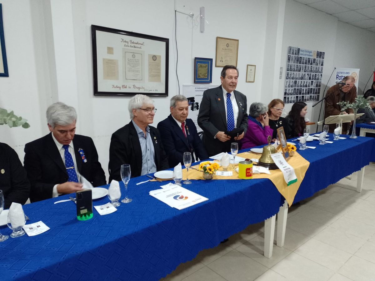 El doctor Arturo Gianzanti es el nuevo presidente del Rotary Club Bragado