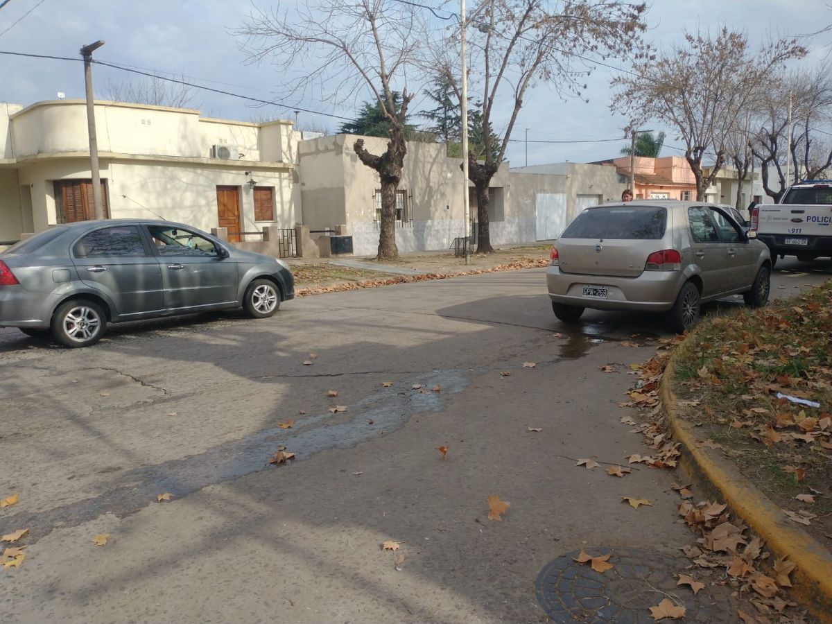 Chocaron dos autos en la esquina de Avellaneda y Macaya 