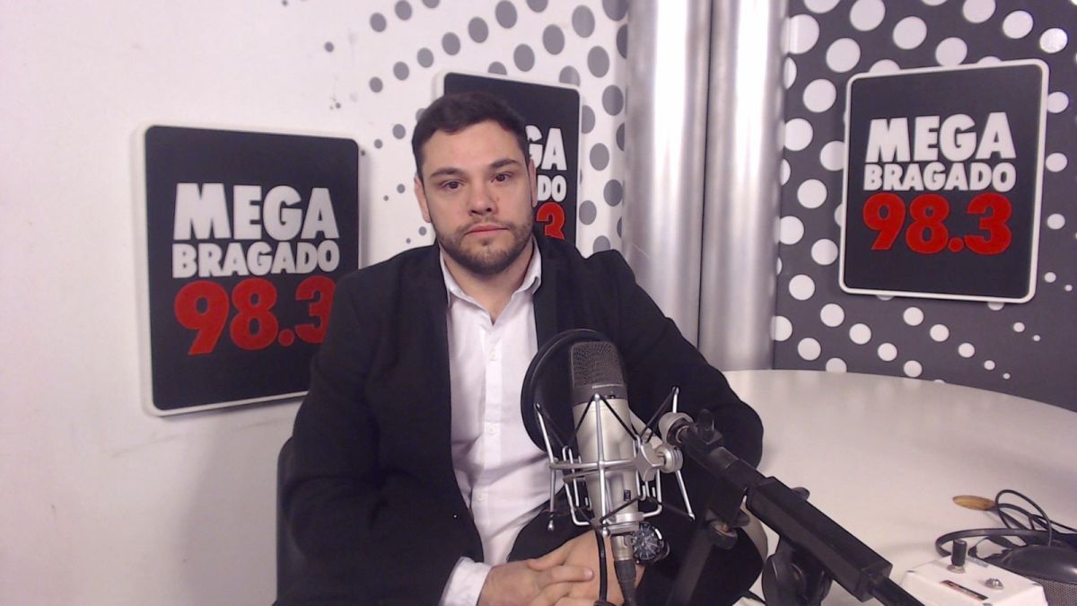 Dañaron el auto del abogado Federico Etchehún