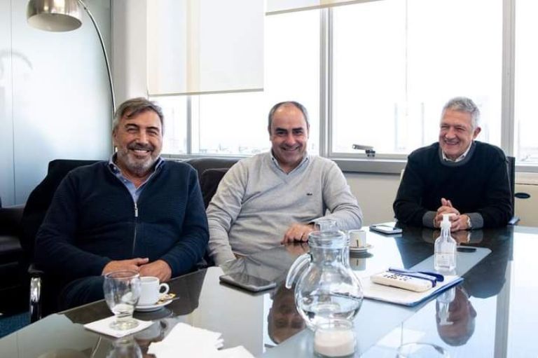 "Chapu" Fernández realizó gestiones en el ENACOM por tablets y conectividad