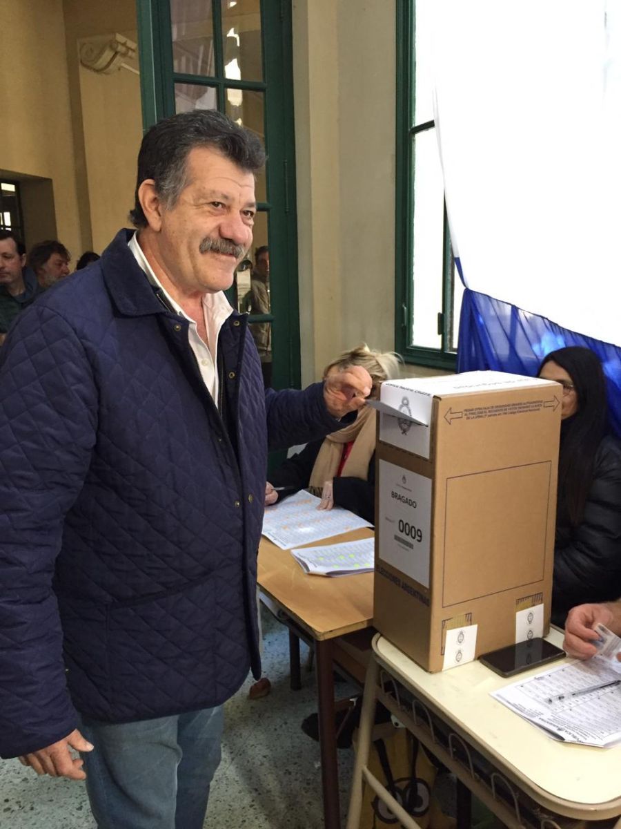 Sergio Barenghi votó y agradeció el acompañamiento de los ciudadanos