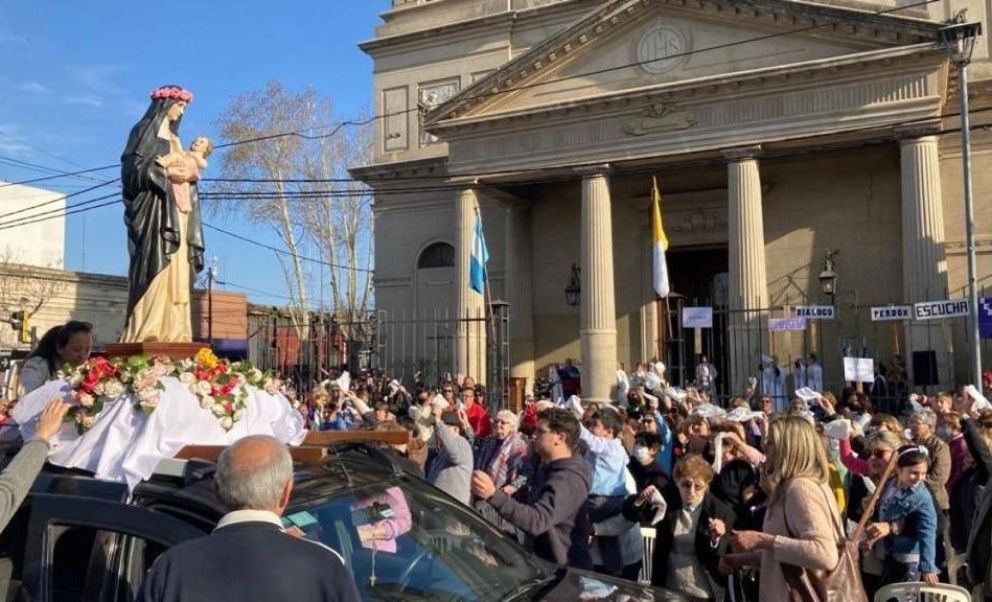 Mariano Cortés: "Queremos recuperar las fiestas de antes, de Santa Rosa de Lima"