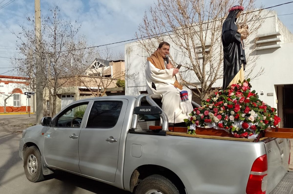 Se realizó por la mañana la caravana de Santa Rosa de Lima