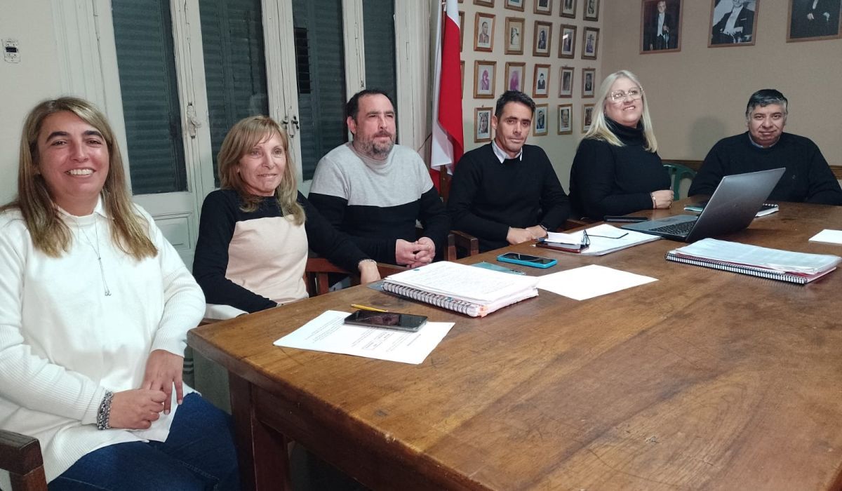 Informe de gestión de funcionarios radicales en el gobierno de Juntos