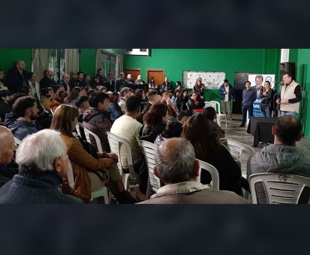 Sergio Barenghi escuchó a jóvenes de nuestra ciudad