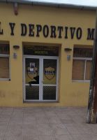 Vandalismo en Mechita: rompieron el vidrio de la puerta del Club 