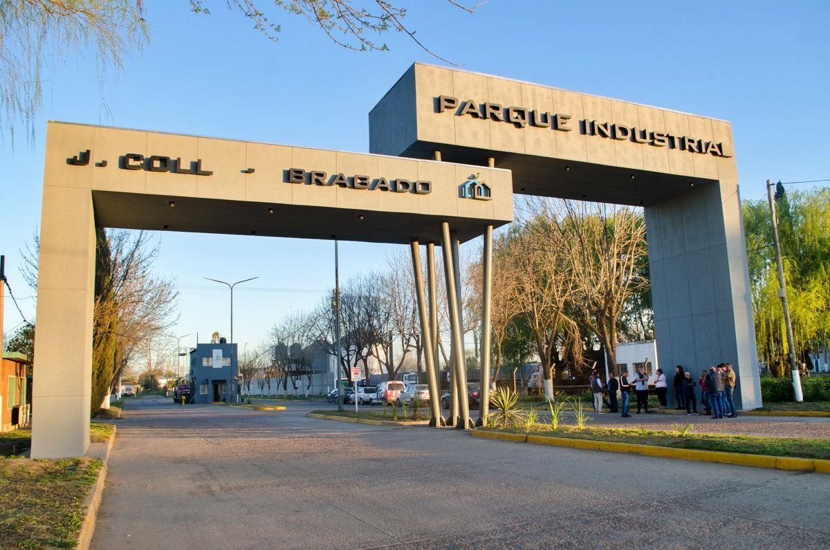 Realizaron la presentación formal del pórtico de ingreso al Parque Industrial