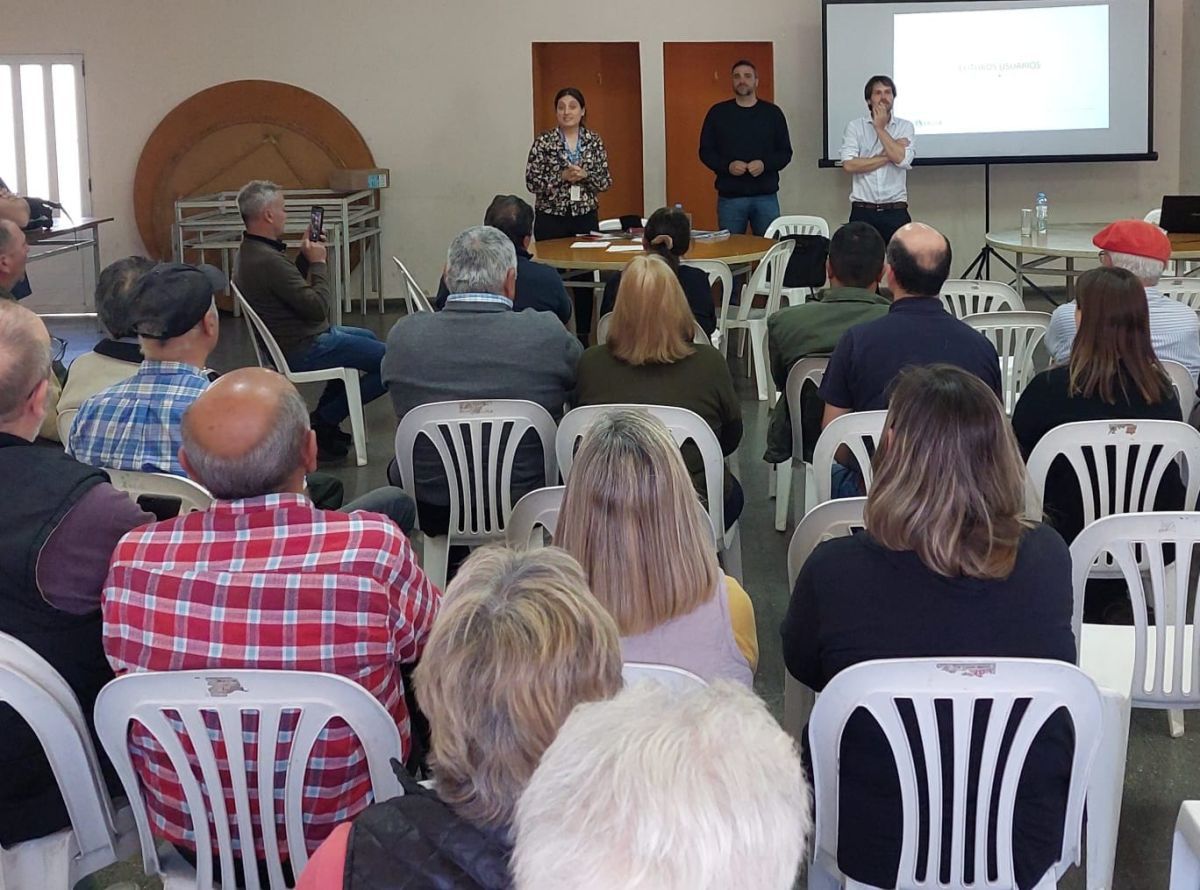 Primera reunión con vecinos de Comodoro Py para la conexión al gas natural