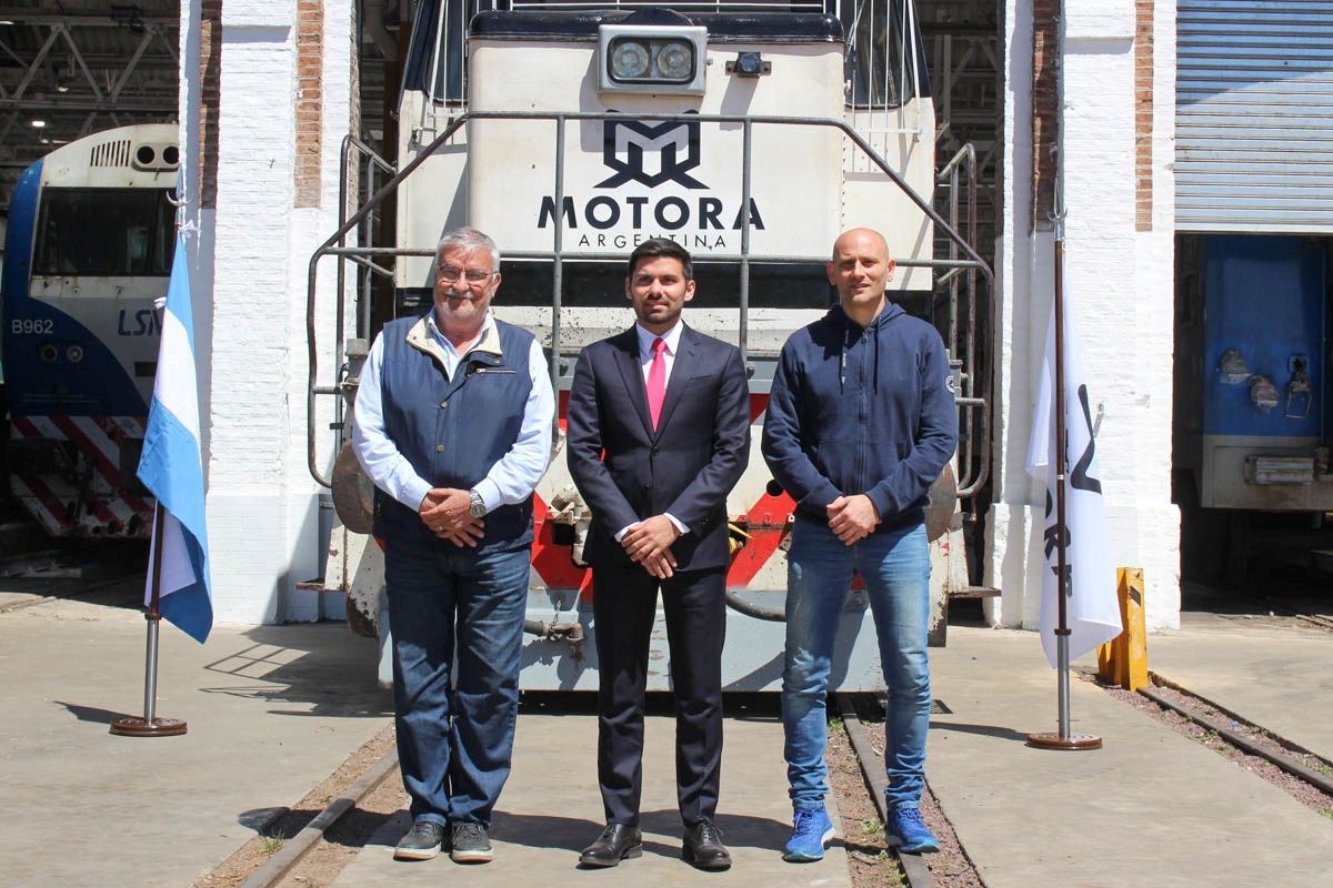 El Intendente junto a al presidente de Motora Argentina recorrió los talleres de Mechita