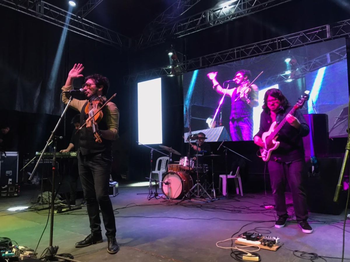 Primera noche exitosa en Expo Bragado con los espectáculos musicales