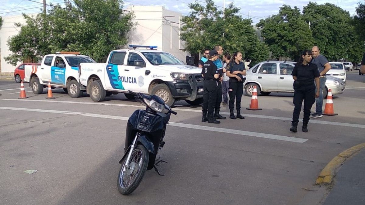 Dos menores en moto fueron protagonistas de un accidente de tránsito en pleno centro