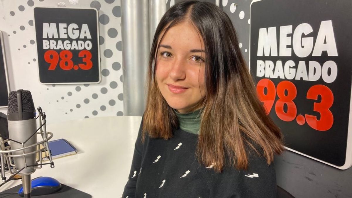 Juli Marano, la joven cantante que cautivó al publico en la Expo Bragado