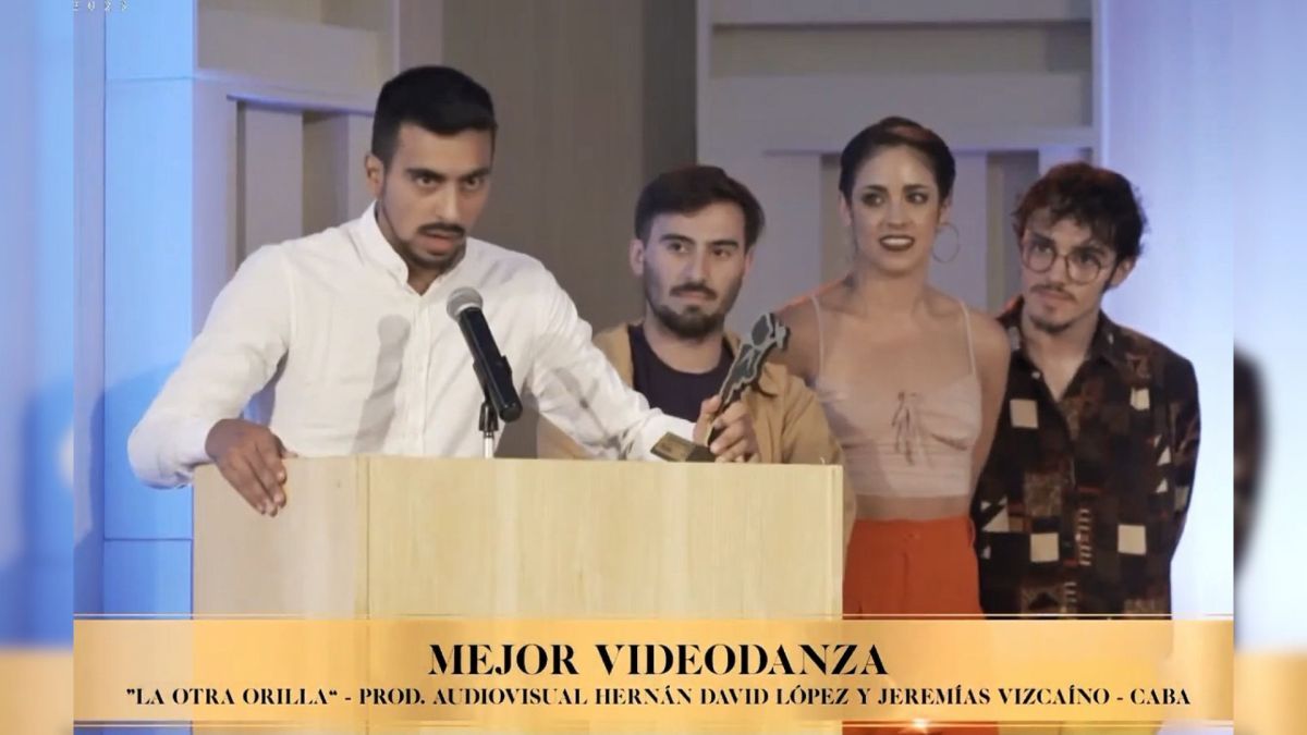 El bailarín bragadense Hernán López ganó el premio "El Chúcaro"