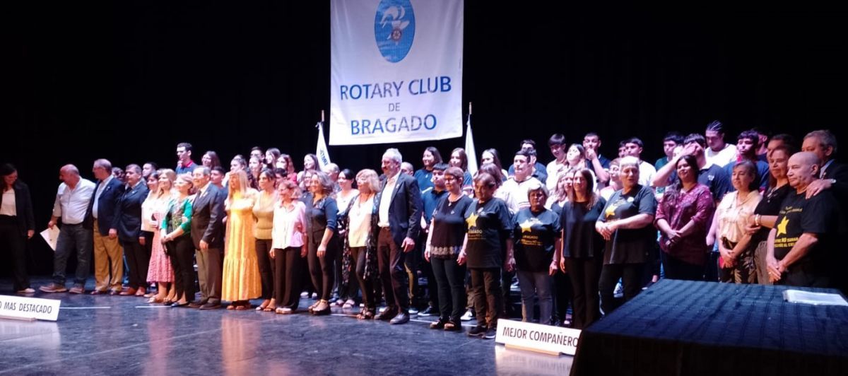 El Rotary Club realizó una nueva entrega de los premios "Esperanzas de la Patria"