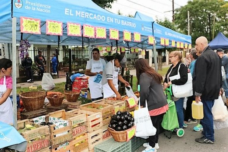 Integrantes del "Mercado en tu Barrio" esperan seguir contando con el apoyo del Municipio