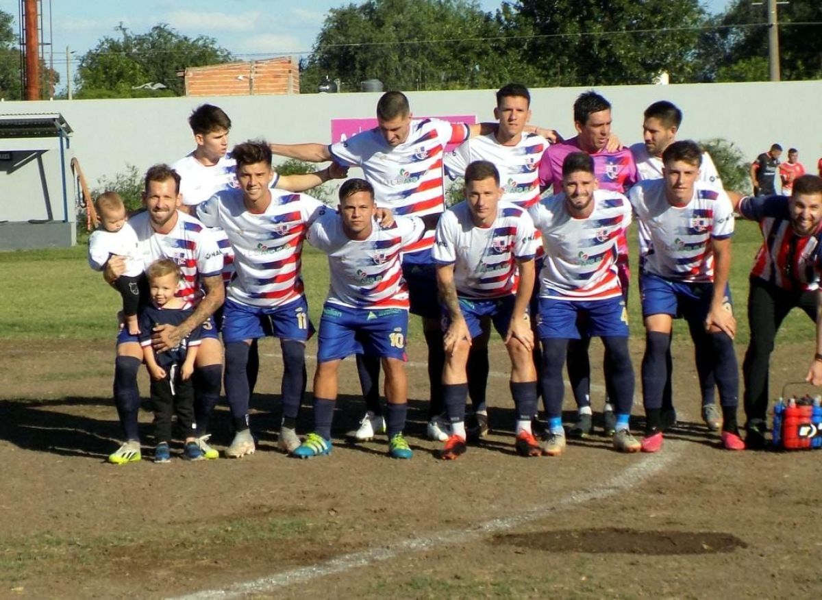 Bragado Club ganó y sigue en el Torneo Federal