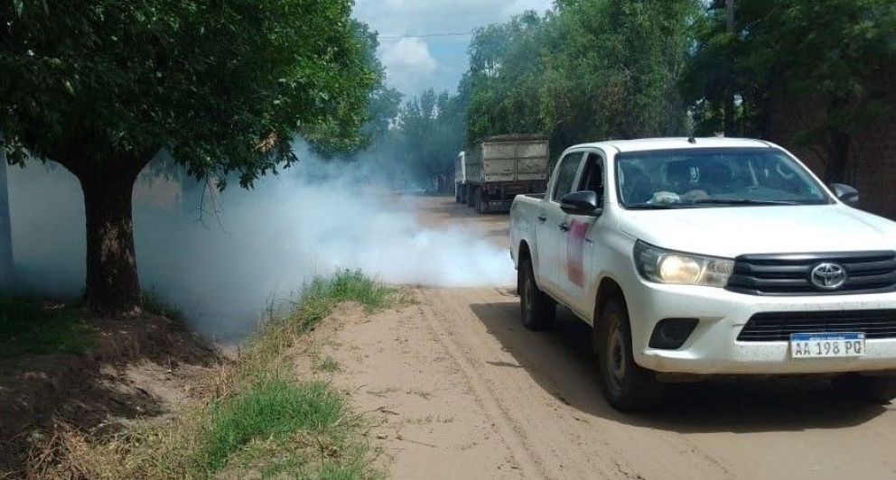Ante la ola de mosquitos, continúa la fumigación en Bragado y las localidades rurales