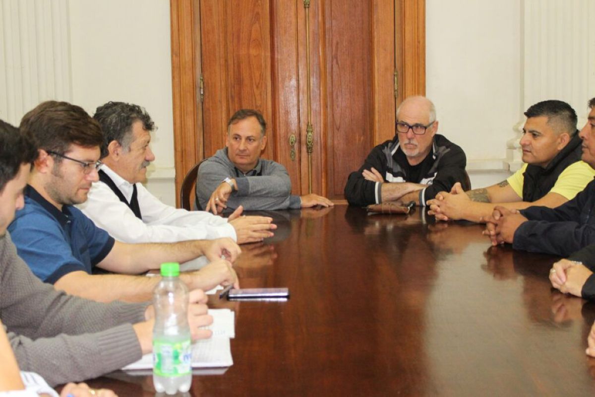 Paritarias Municipales: se realizó el primer encuentro entre los gremios y autoridades municipales 