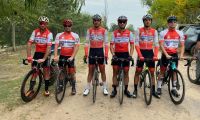 En la previa de la Doble Bragado, dos ciclistas locales lideraron un campeonato en Salto
