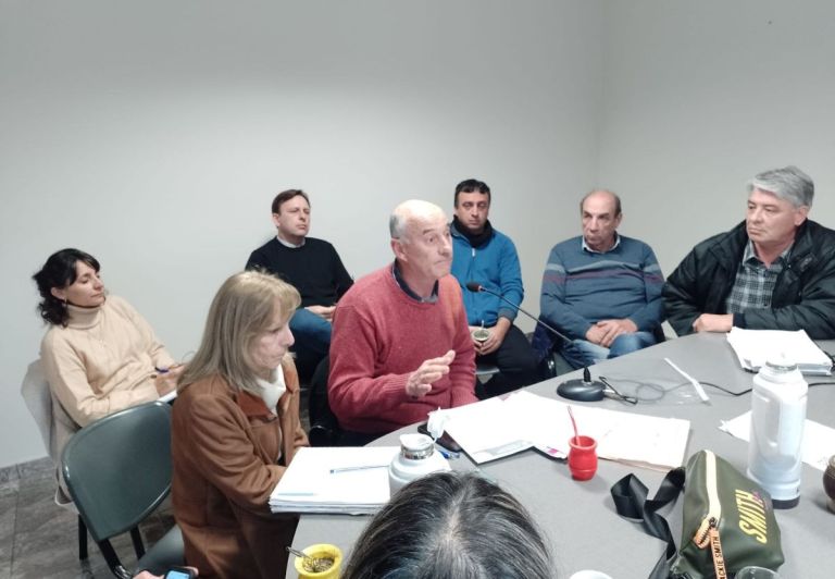 Tensa reunión de Comisión en el Concejo Deliberante por el convenio ...