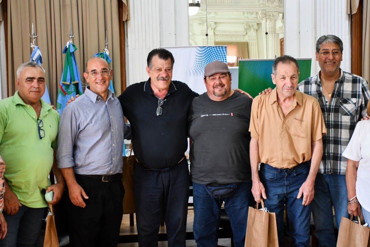 El Municipio reconoció a empleados que se jubilaron en 2025