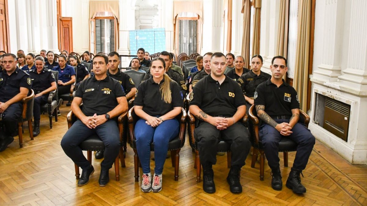 El Municipio reconoció a los efectivos policiales ascendidos y destacó la baja en el delito
