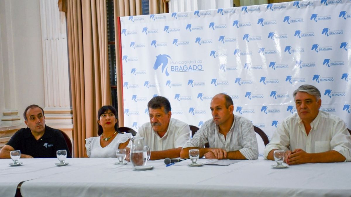 El Municipio reconoció a los efectivos policiales ascendidos y destacó la baja en el delito