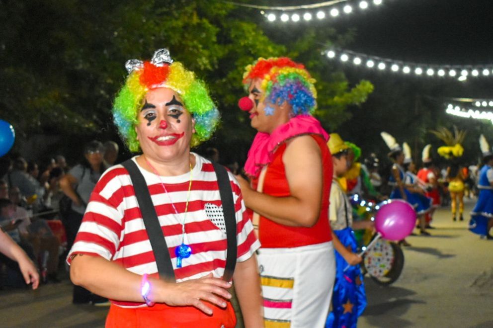 El carnaval volvió a brillar en Mechita con una multitudinaria convocatoria
