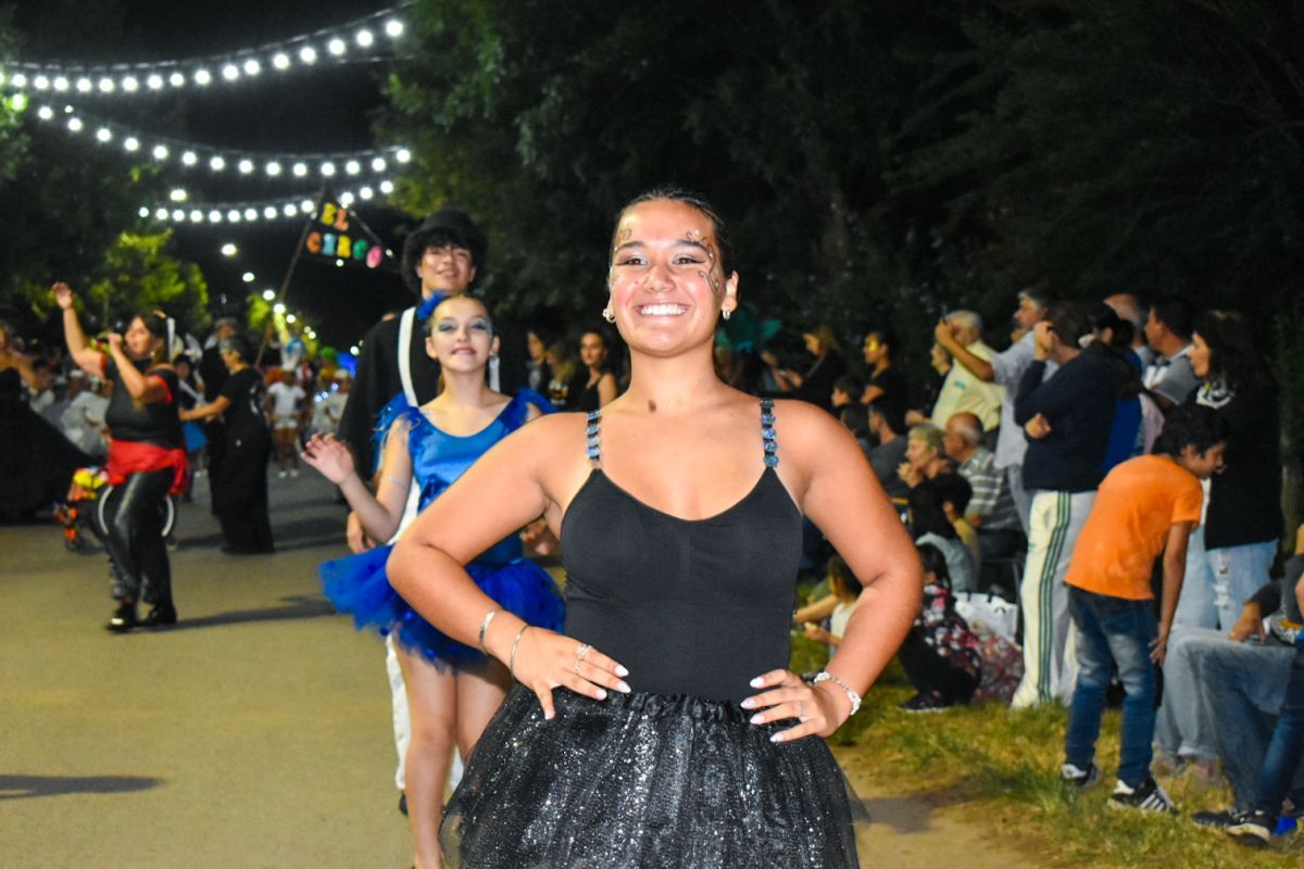 El carnaval volvió a brillar en Mechita con una multitudinaria convocatoria