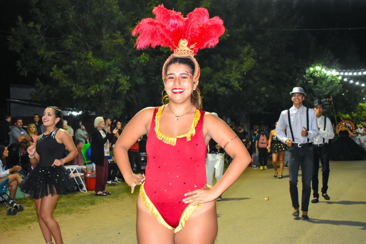 El carnaval volvió a brillar en Mechita con una multitudinaria convocatoria