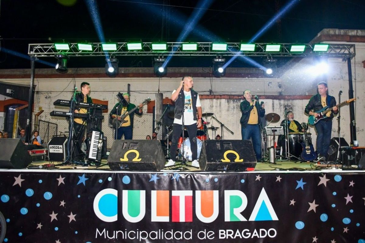 Bragado vive un Carnaval 2026 que ya dejó su primera gran noche