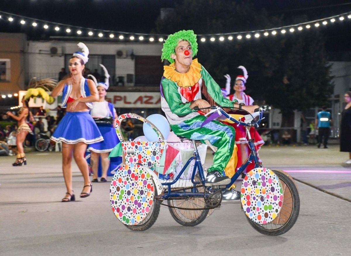 Bragado vive un Carnaval 2026 que ya dejó su primera gran noche