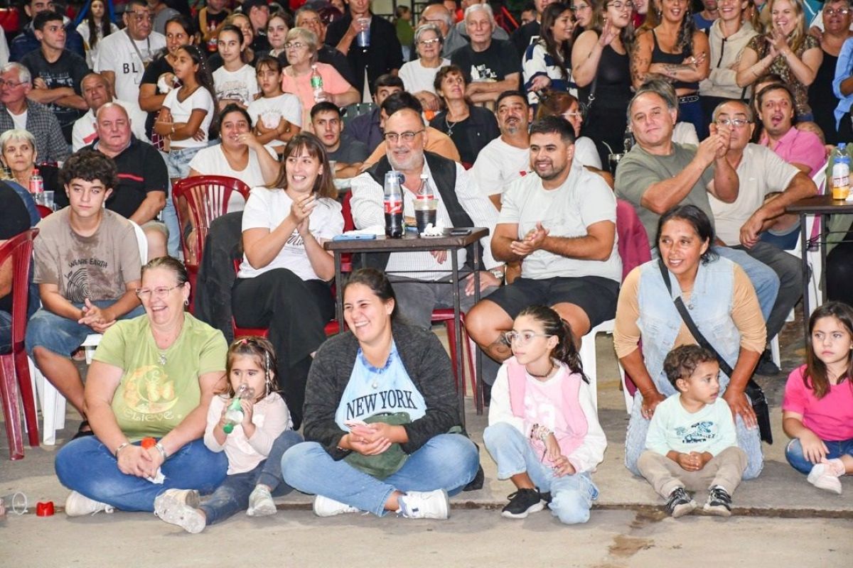 Bragado vive un Carnaval 2026 que ya dejó su primera gran noche