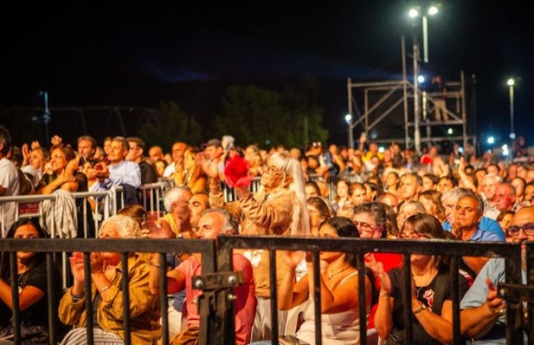 Una multitud, dos shows históricos y una galería de fotos imperdible