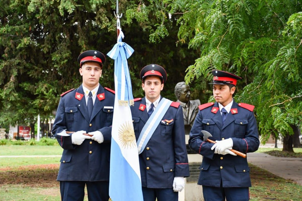 Se realizó el acto oficial por el 180º aniversario de la fundación del Cantón Militar Bragado