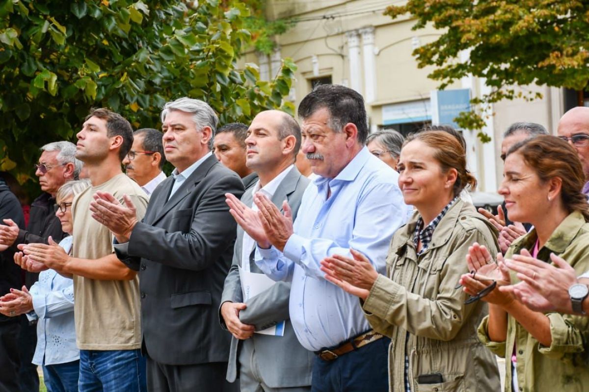 Se realizó el acto oficial por el 180º aniversario de la fundación del Cantón Militar Bragado