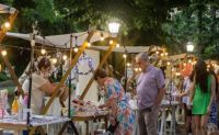 Feria de emprendedores en la plaza: un espacio para mostrar y vender productos artesanales