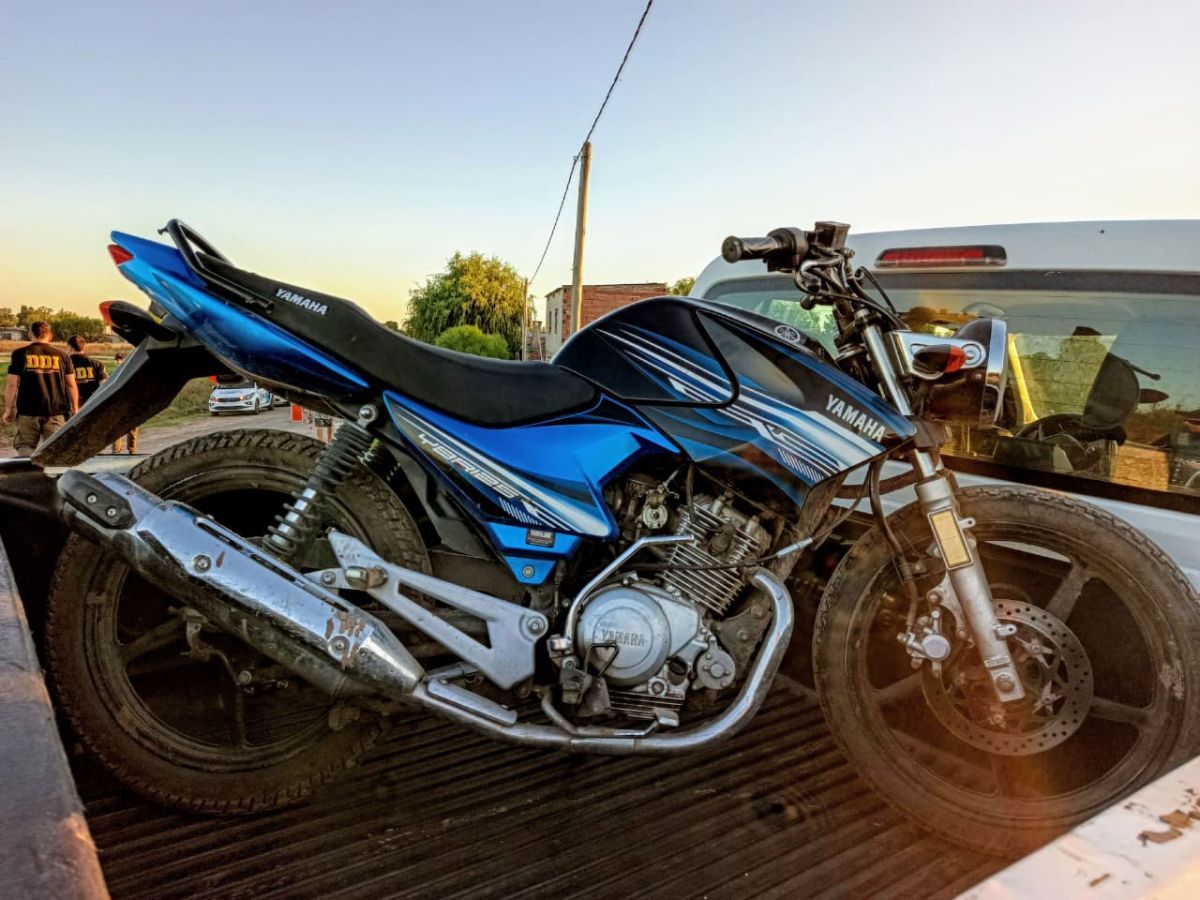 Retienen autos y motos en operativo conjunto de seguridad