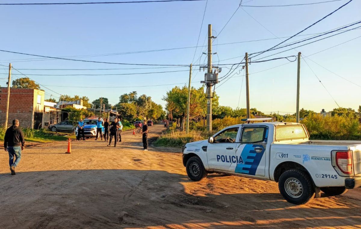 Retienen autos y motos en operativo conjunto de seguridad