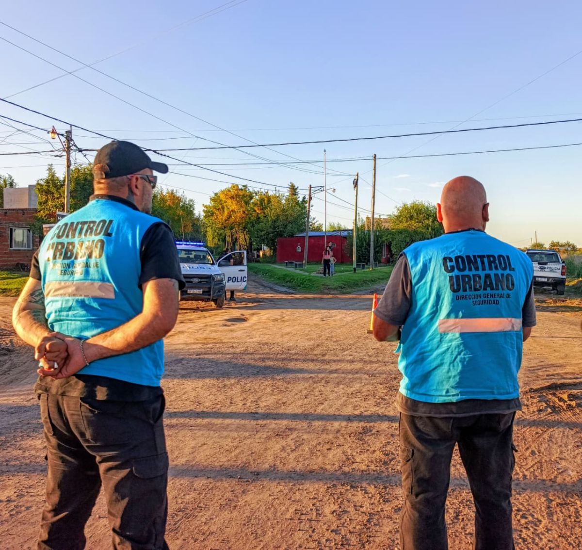 Retienen autos y motos en operativo conjunto de seguridad