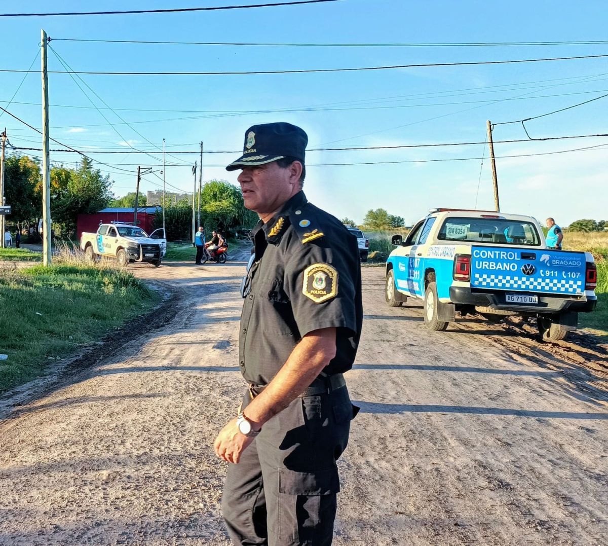 Retienen autos y motos en operativo conjunto de seguridad