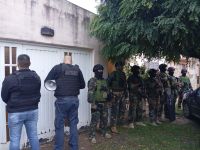 Causa por material de abuso infantil: allanaron a un ex policía en Bragado