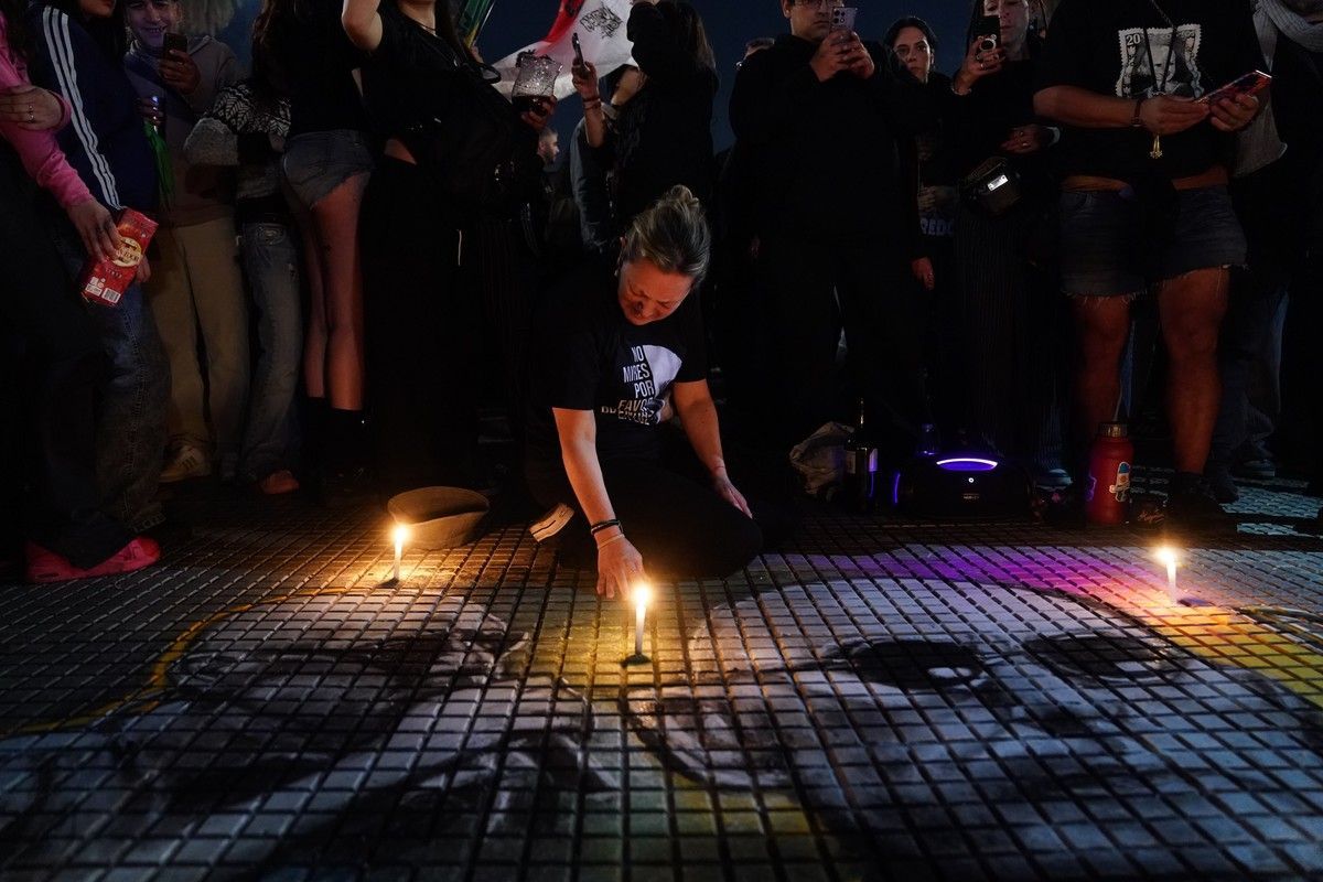 Bragado se suma a la despedida del Indio Solari con una convocatoria en la Plaza 25 de Mayo
