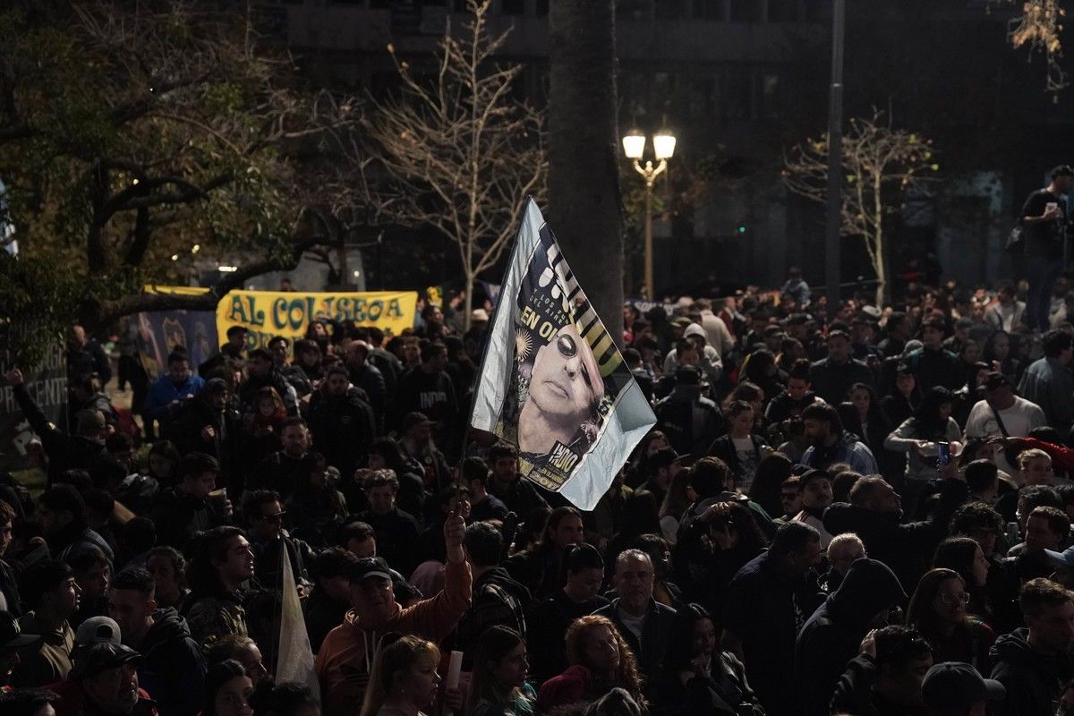 Bragado se suma a la despedida del Indio Solari con una convocatoria en la Plaza 25 de Mayo