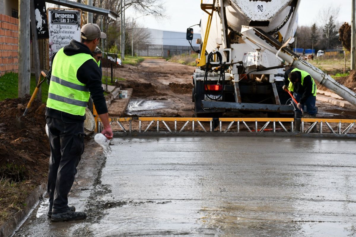 Finalizó la primera etapa del plan de pavimentación en calle Ibarguren