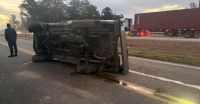 Dos personas de Bragado fallecieron tras volcar una camioneta en Ruta 5
