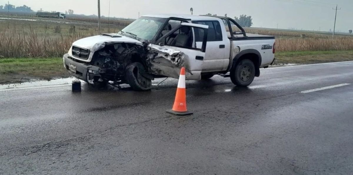UN CHOQUE EN LA RUTA 5 DEJÓ DOS FALLECIDOS Y CUATRO HERIDOS 