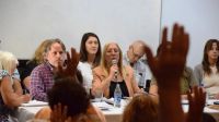 Docentes y estatales aceptaron la oferta salarial de Axel Kicillof