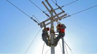 EDEN trabaja en en la red eléctrica de Mechita
